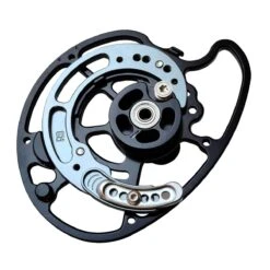 Mybo Revolution 40 Compound Bow -Shooting Series cam 1